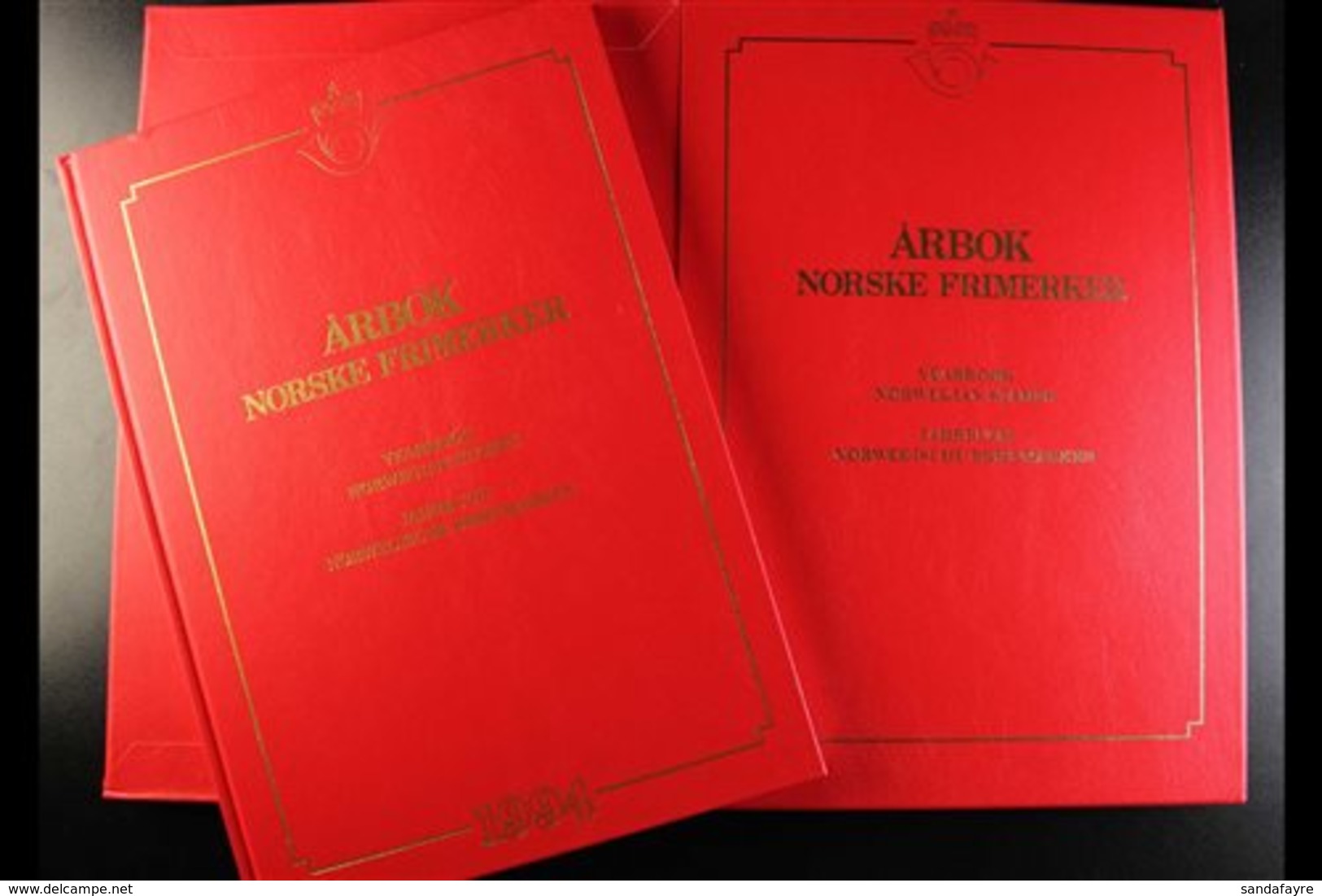 OFFICIAL YEARBOOKS 1988-1994 Complete Run Of Hard Back Yearbooks With Matching Slip Cases And Containing Never Hinged Mi - Andere & Zonder Classificatie