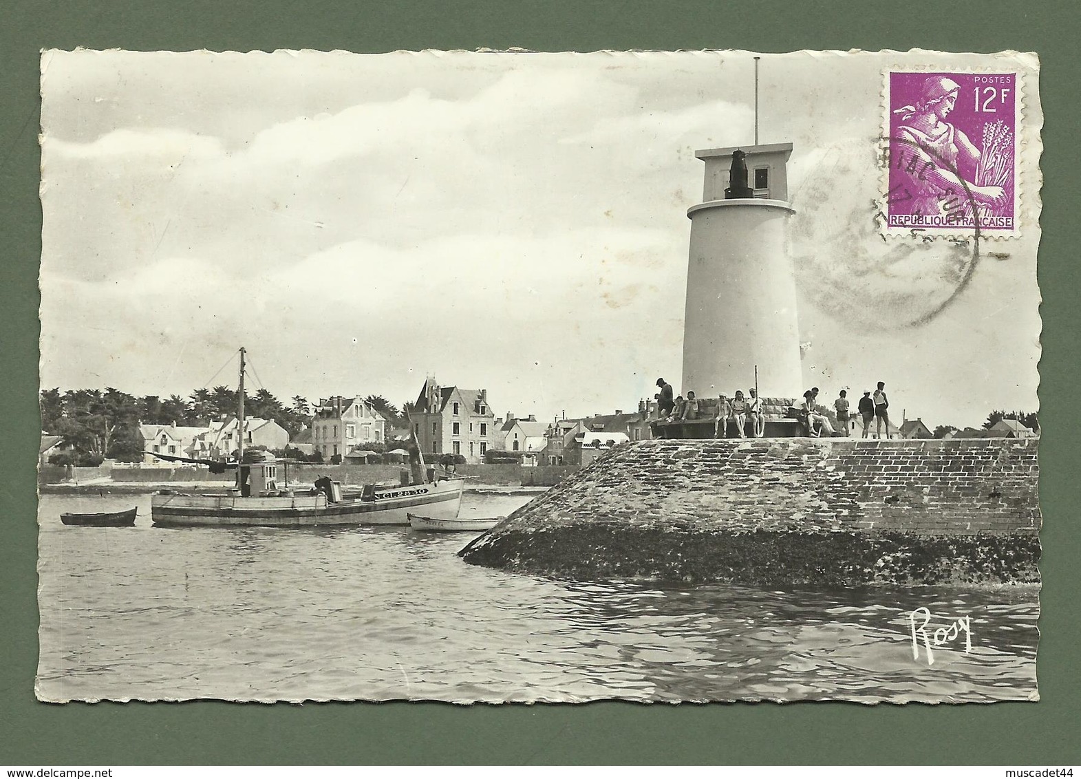 CARTE POSTALE LOIRE ATLANTIQUE  44 PIRIAC SUR MER POINTE DE LA JETEE AVEC LE PHARE - Piriac Sur Mer