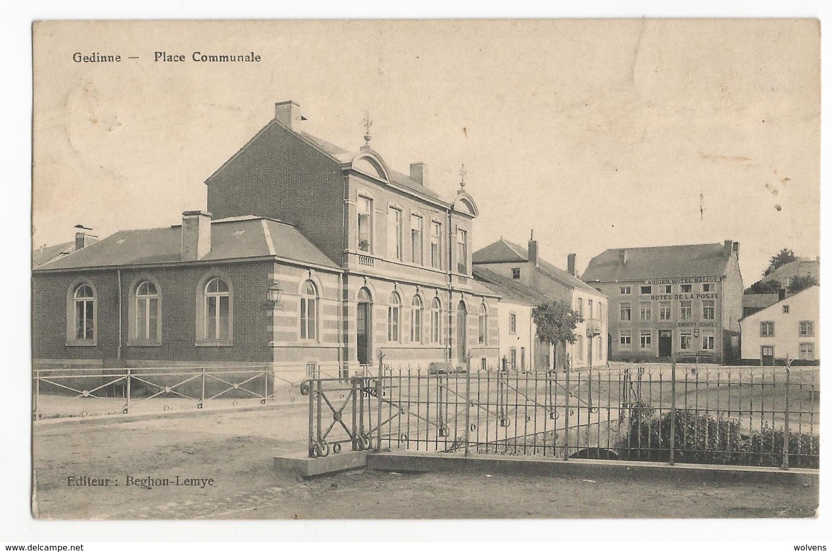 Gedinne Place Communale Carte Postale Ancienne - Gedinne