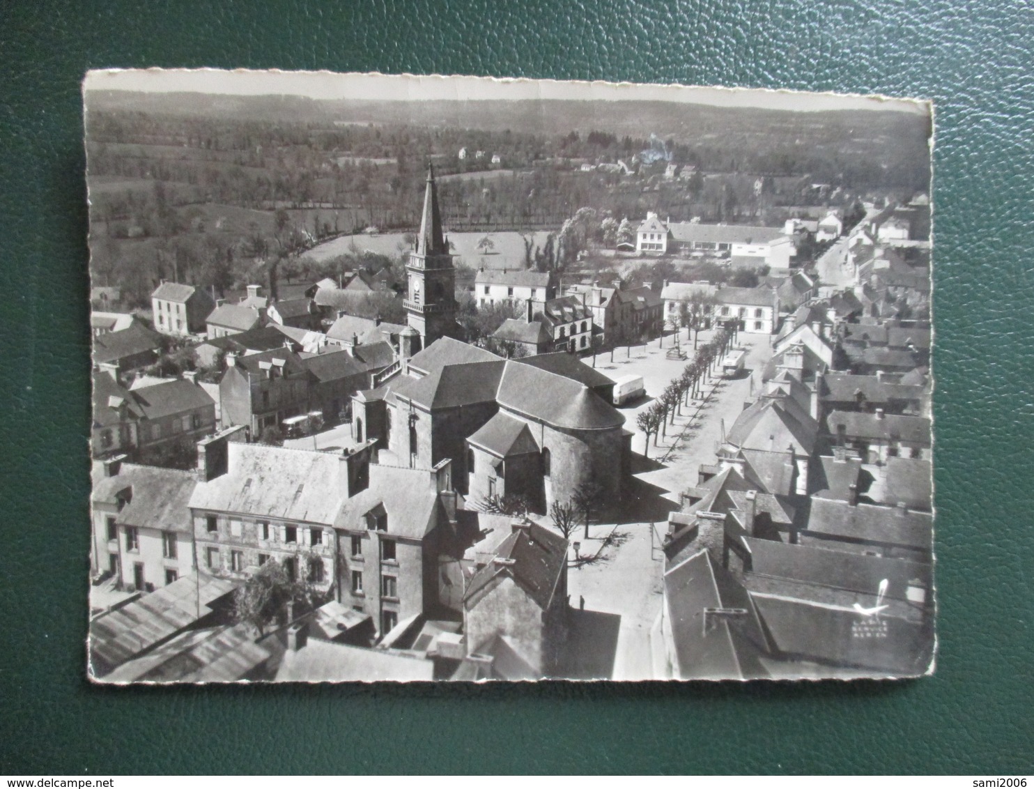 CPA 56 CLEGUEREC EGLISE ET PLACE VUE AERIENNE - Cleguerec