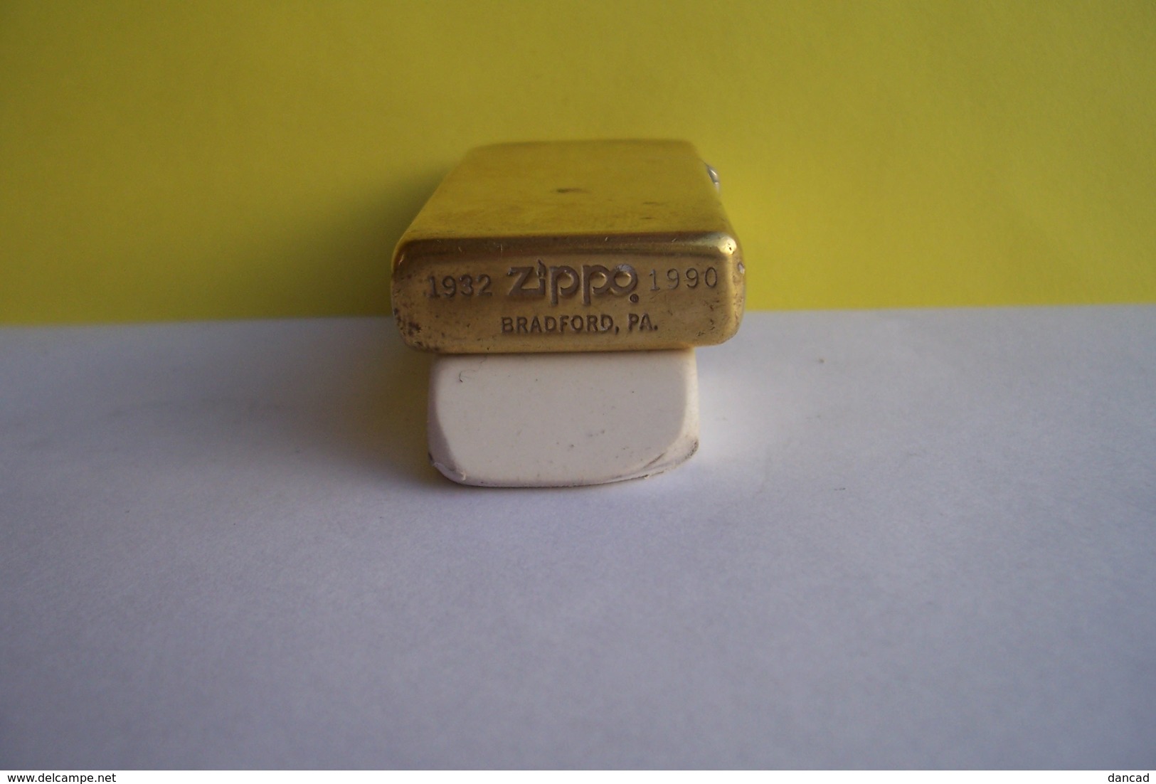 ZIPPO   - BRIQUET  ESSENCE - SOLID BRASS  - 1932 - 1990 - - Zippo