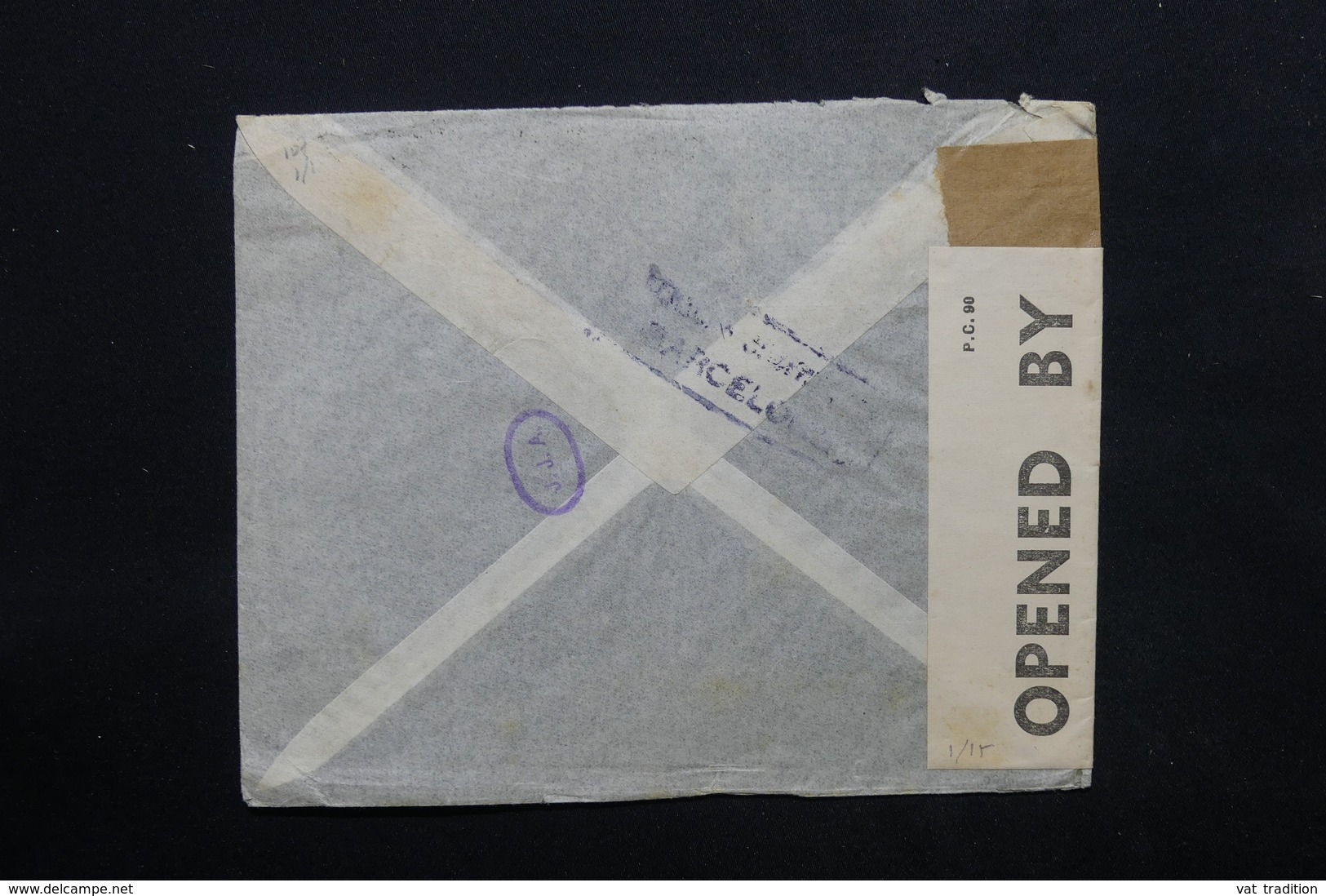 ESPAGNE - Enveloppe Commerciale De Barcelone Pour Les Etats Unis En 1941 Avec Contrôles Postaux - L 24778 - Marcas De Censura Nacional