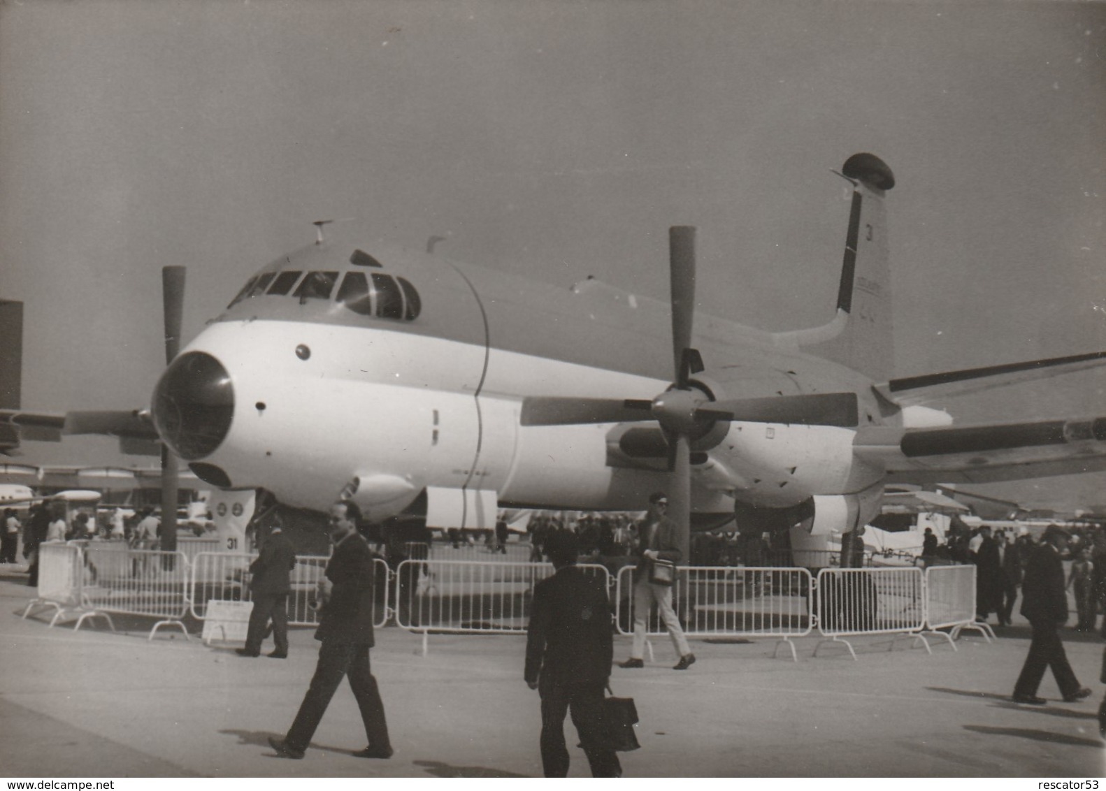 Rare Photo Véritable Salon Du Bourget Années 60 Breguet Atlantic Aéronavale Taille 12.7 X 9 Cm - Aviation