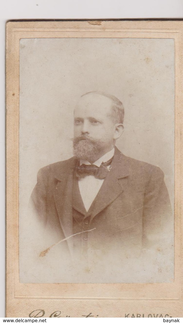 KA7  -   CROATIA, KARLOVAC, KARLSTADT  ~  CDV,  CABINET PHOTO  ~ 11 Cm X 6,5  -  GENTLEMAN  - PHOTOGRAPH    B. GRUNSTEIN - Alte (vor 1900)