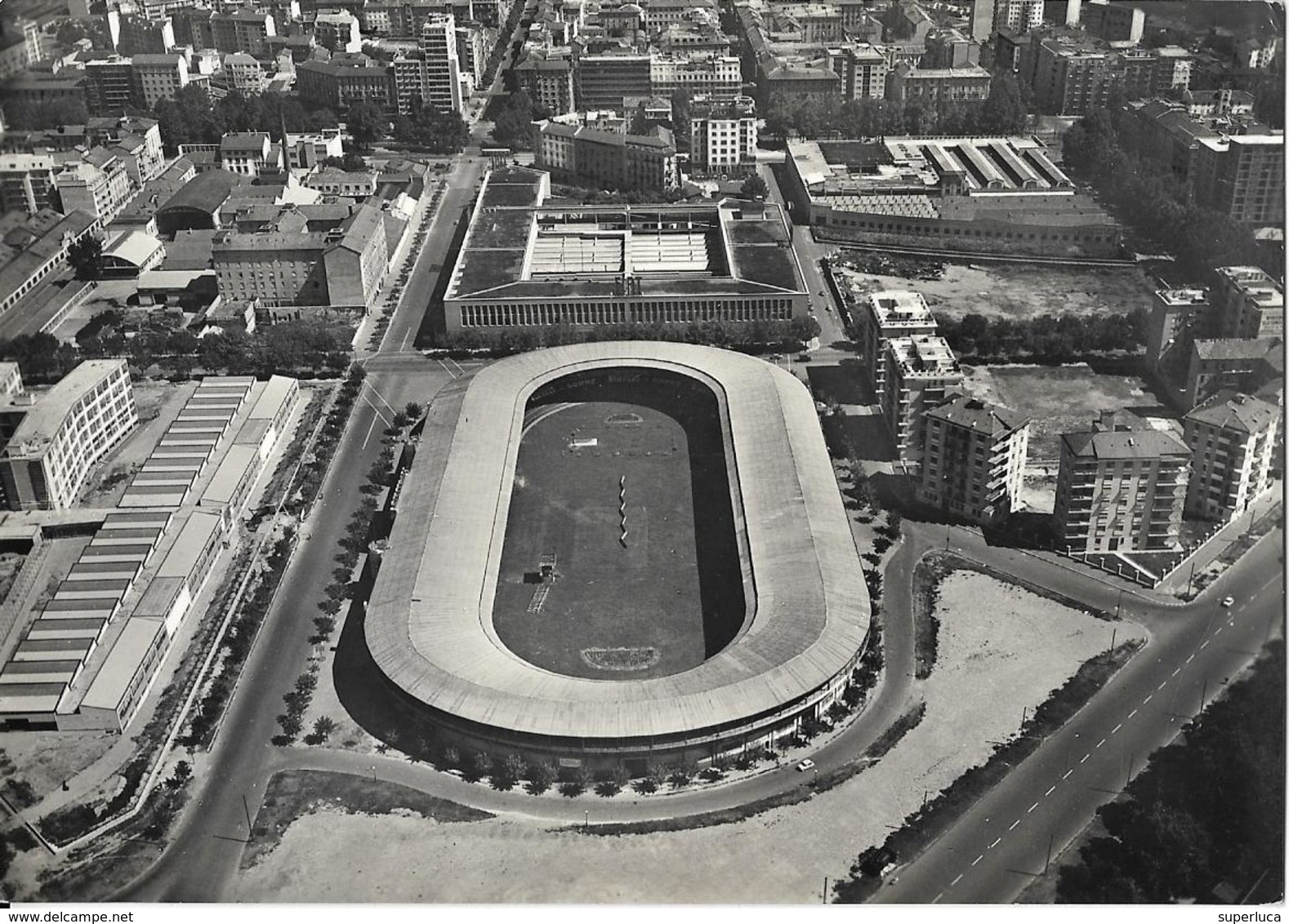 6-MILANO-VELODROMO VIGORELLI DALL'AEREO - Stadi