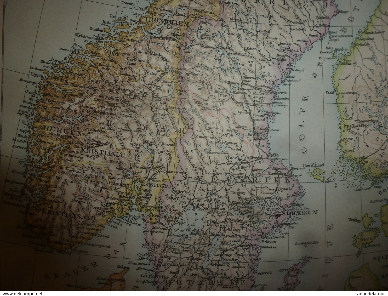 1884 Carte Géographique :     Recto (SUISSE) ;    Verso (Suède et Norvège) et (Itale du Nord) etc