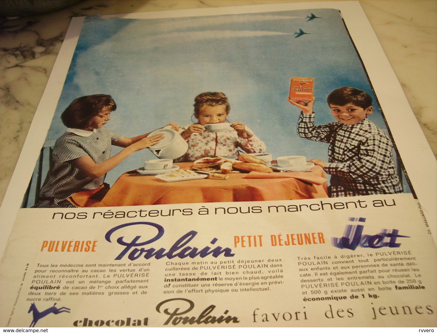 ANCIENNE PUBLICITE REACTEUR EN MARCHE CHOCOLAT POULAIN  1965 - Affiches