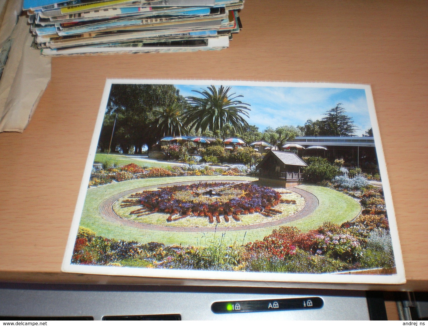 Floral Clock And King Snot Park Garden Restaurant Perth - Autres & Non Classés