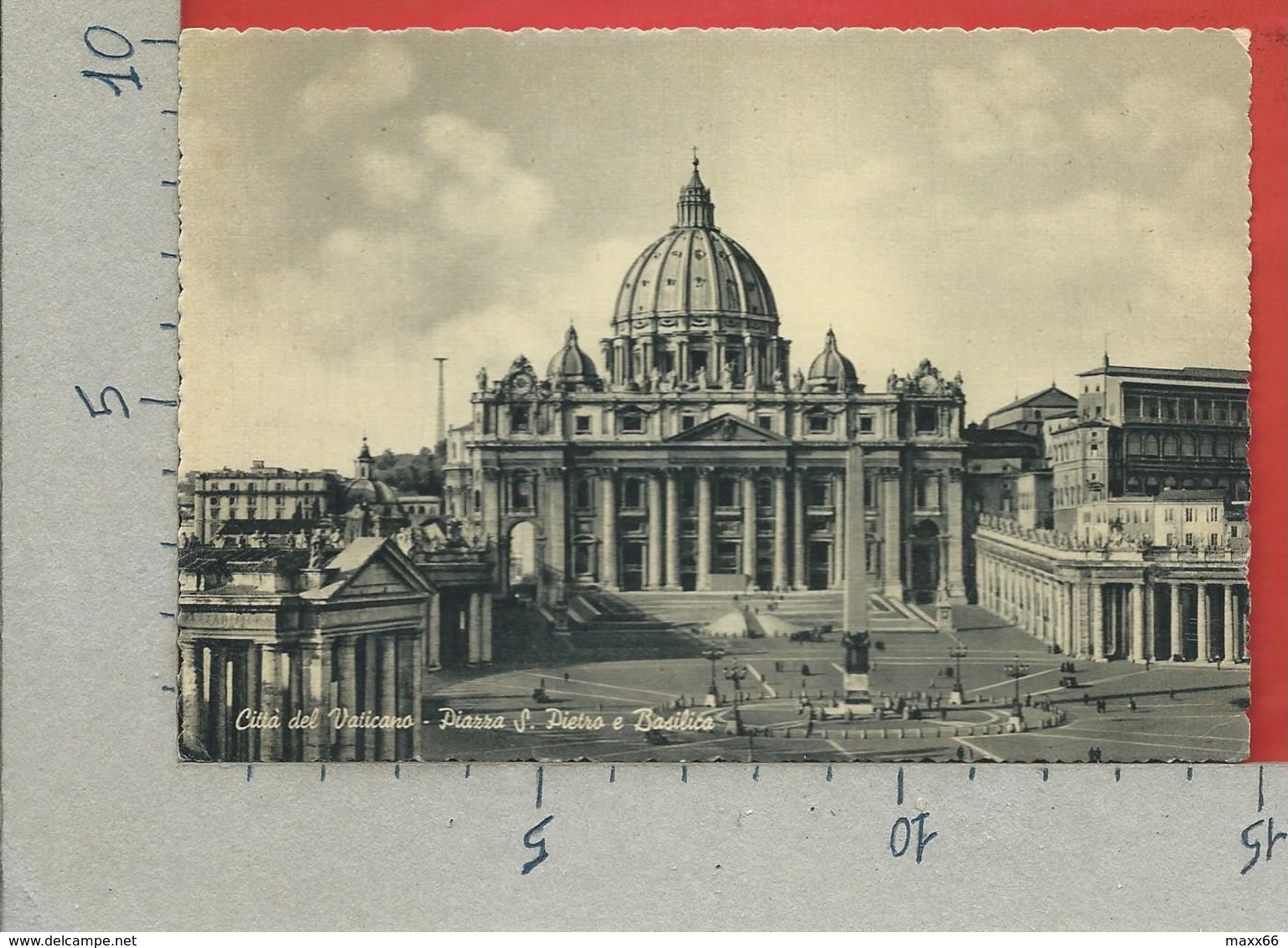 CARTOLINA NV VATICANO - Piazza S. Pietro E Basilica - 10 X 15 - Vaticano