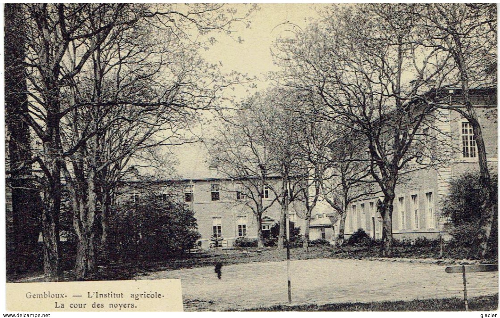 GEMBLOUX - L' Institut Agricole - La Cour Des Noyers - Gembloux