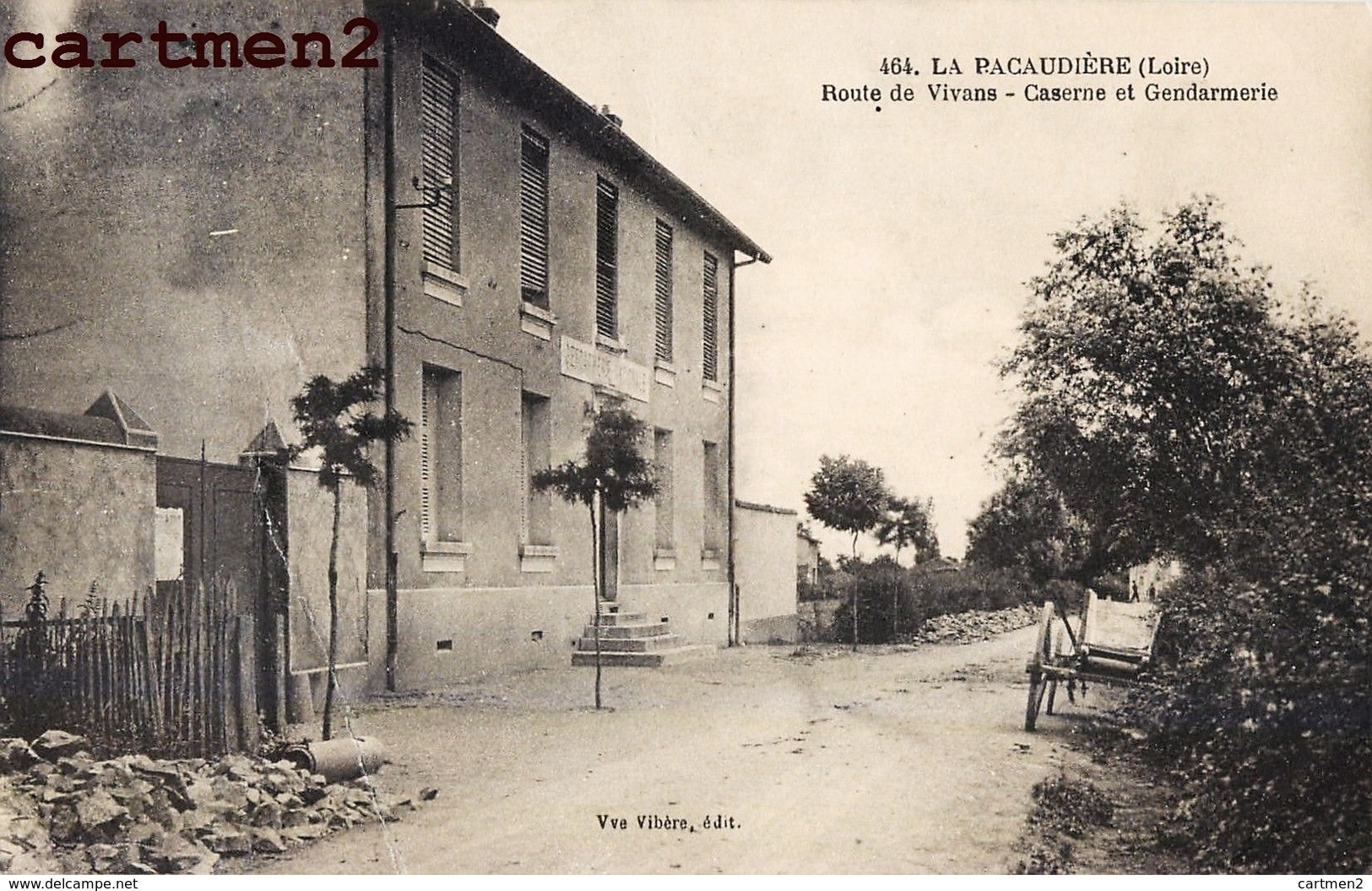 LA PACAUDIERE LAPACAUDIERE ROUTE DE VIVANS CASERNE ET GENDARMERIE 42 LOIRE - La Pacaudiere