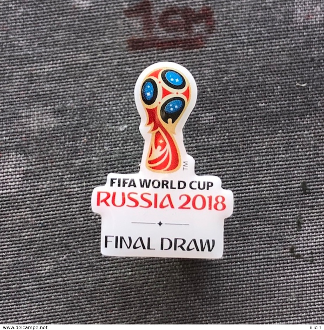 Badge Pin ZN008120 - Football (Soccer / Calcio) World Championships FIFA Russia 2018 - Football