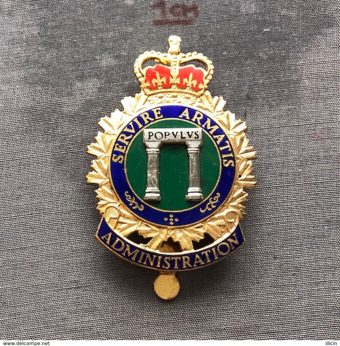 Badge Pin ZN008133 - Military (Army) Police Canada Administration Branch - Militaria