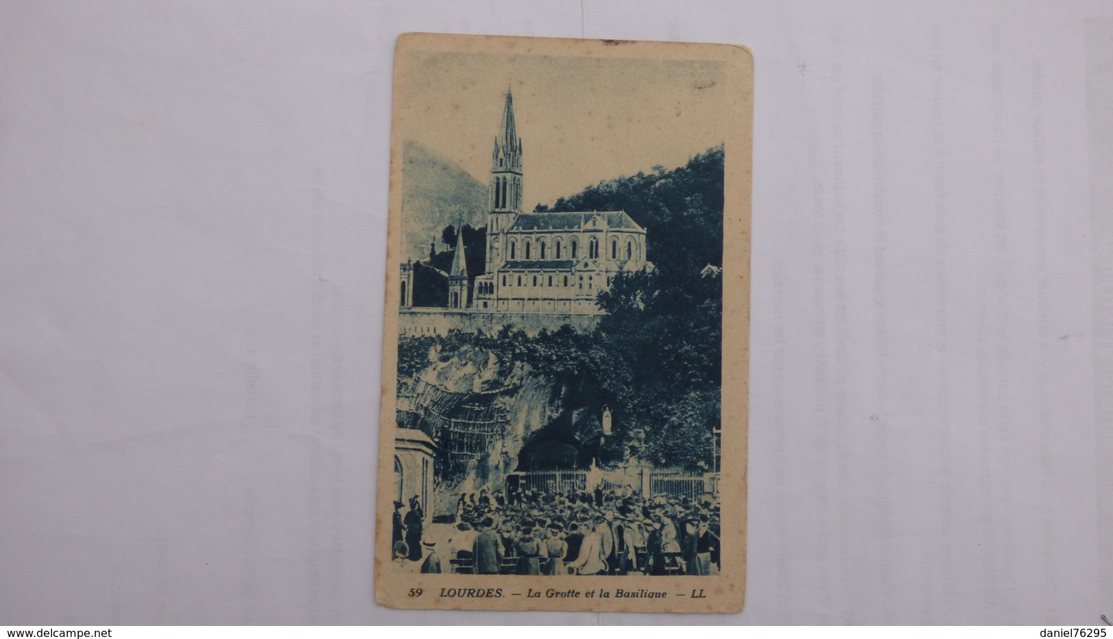 La  Grotte Et La  Basilique - Lourdes