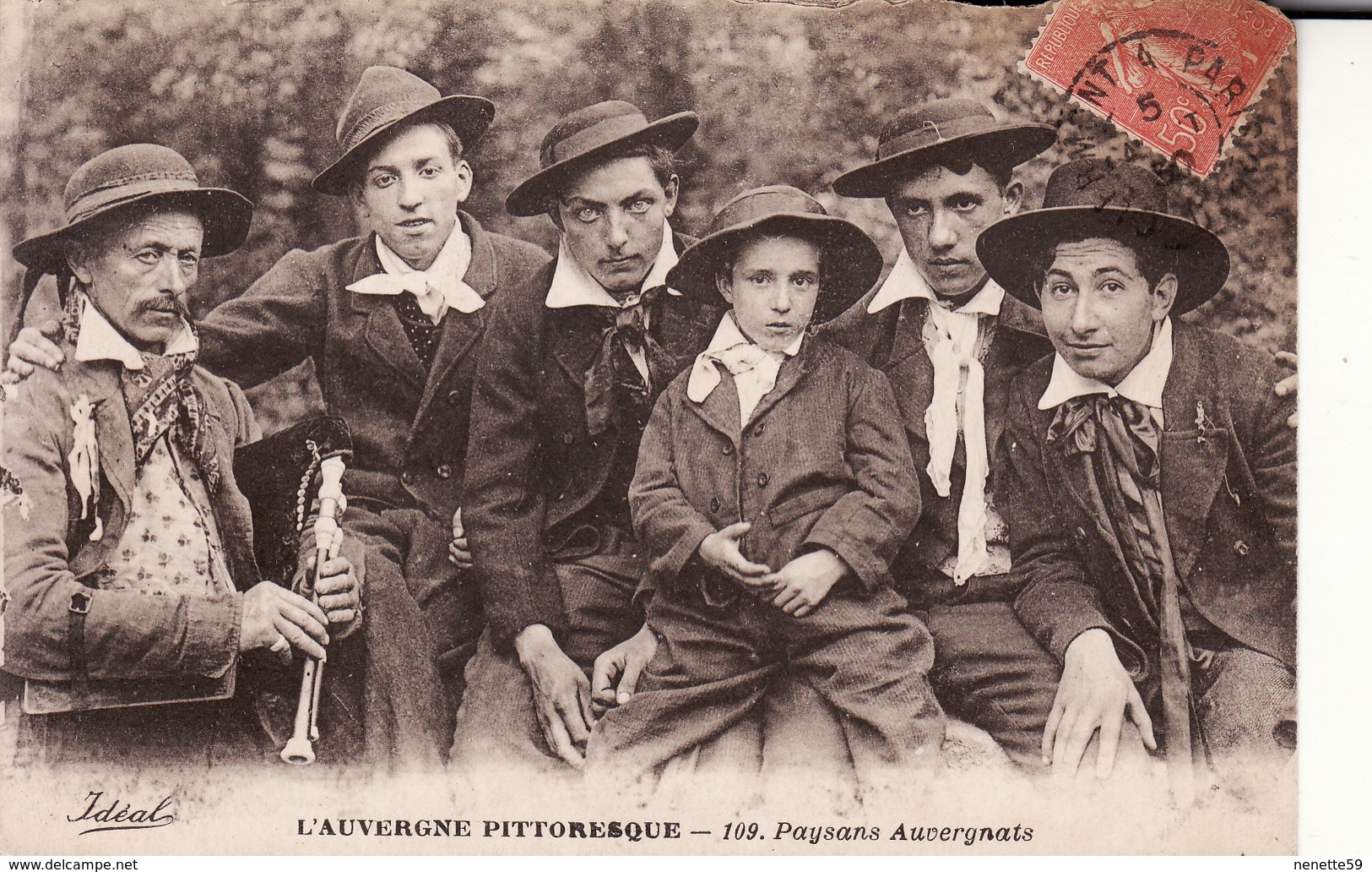 CPA L'AUVERGNE PITTORESQUE -- PAYSANS AUVERGNATS En 1930 - Auvergne