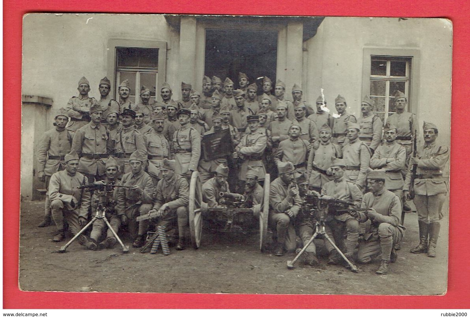 PHOTOGRAPHIE 1919 OCCUPATION EN ALLEMAGNE A KREUZNACH SOLDATS DU 55e MITRAILLEURS MITRAILLEUSE - Guerre, Militaire