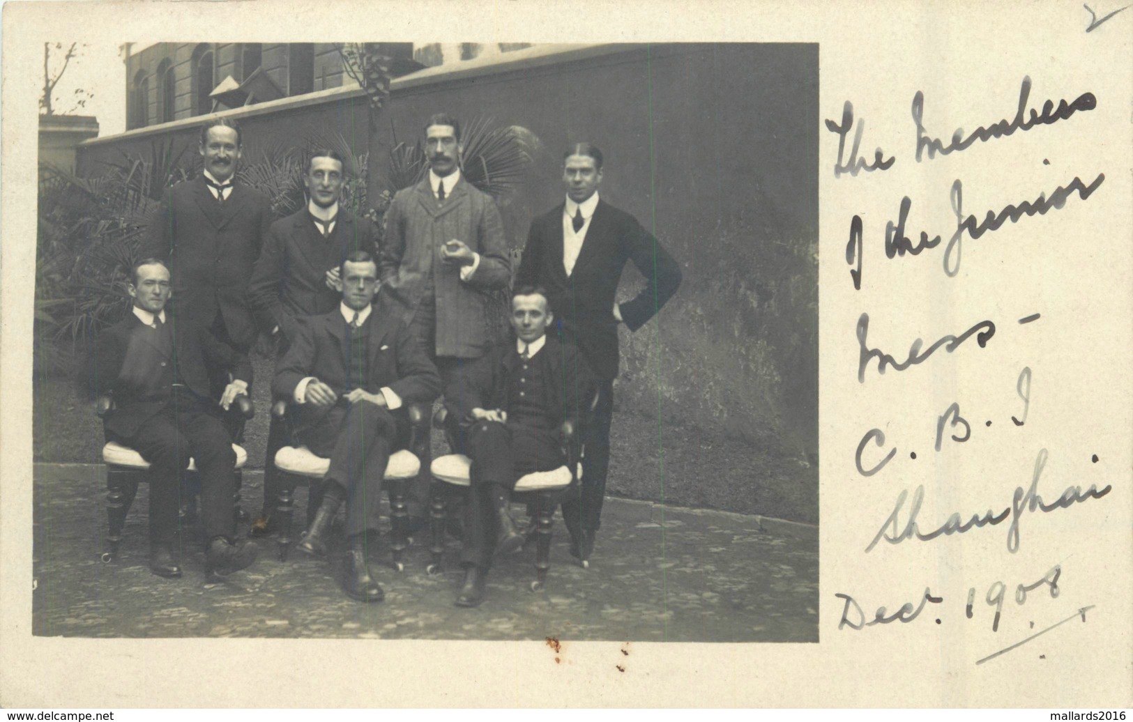 SHANGHAI, 1908 MEMBERS Of JUNIOR MESS ~ VINTAGE REAL PHOTO POSTCARD #84522 - Chine