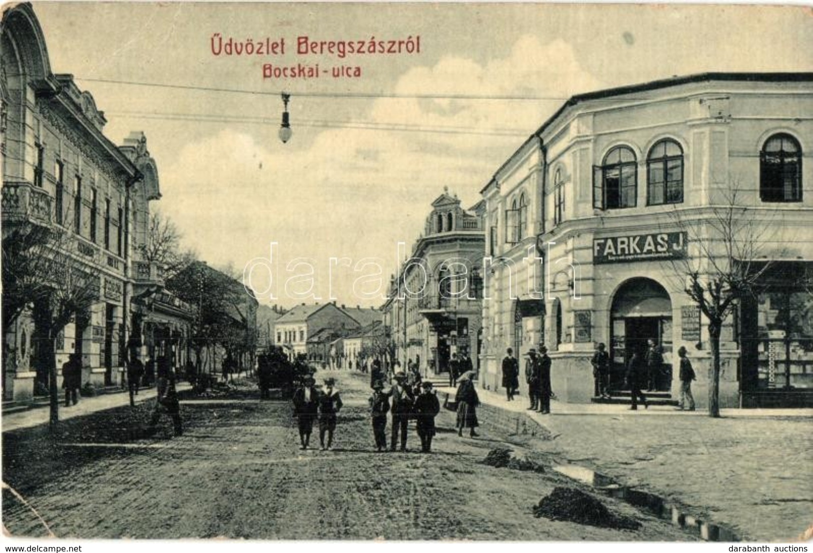 * T3 Beregszász, Berehove; Bocskai Utca, Farkas J., Fuchs Emil üzlete. W. L. Bp. 6054. / Street View, Shops (EB) - Ohne Zuordnung