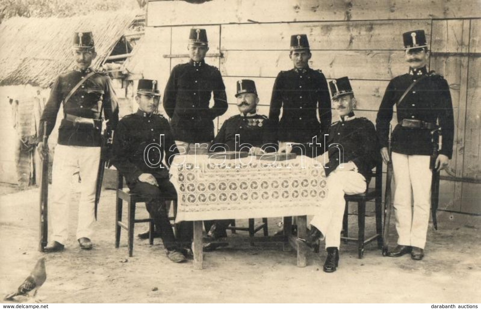 T2 ~1913 Osztrák-magyar Katonák Szolgálatra Készen Egy Asztal Körül / Austro-Hungarian K.u.K. Military Soldiers Around T - Sin Clasificación