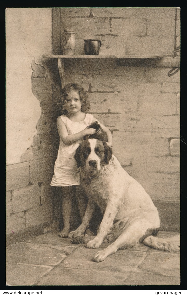 MOOI MEISJE  BELLE FILLETTE  MET HOND  AVEC CHIEN - Autres & Non Classés