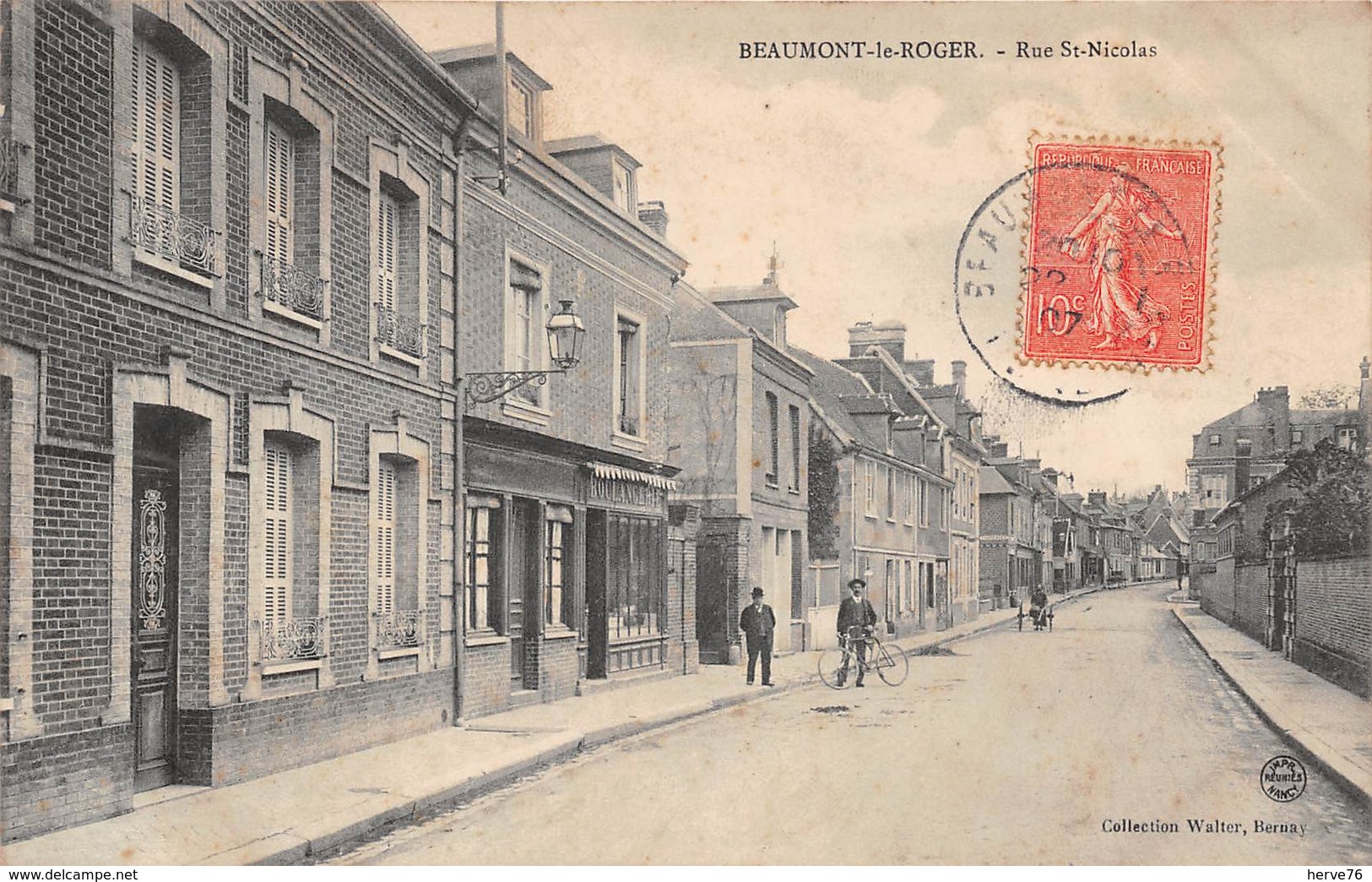 BEAUMONT LE ROGER - Rue Saint Nicolas - Beaumont-le-Roger