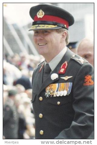 King Willem Alexander Netherlands  -  Maxima  ( Rood  5065 - Familles Royales