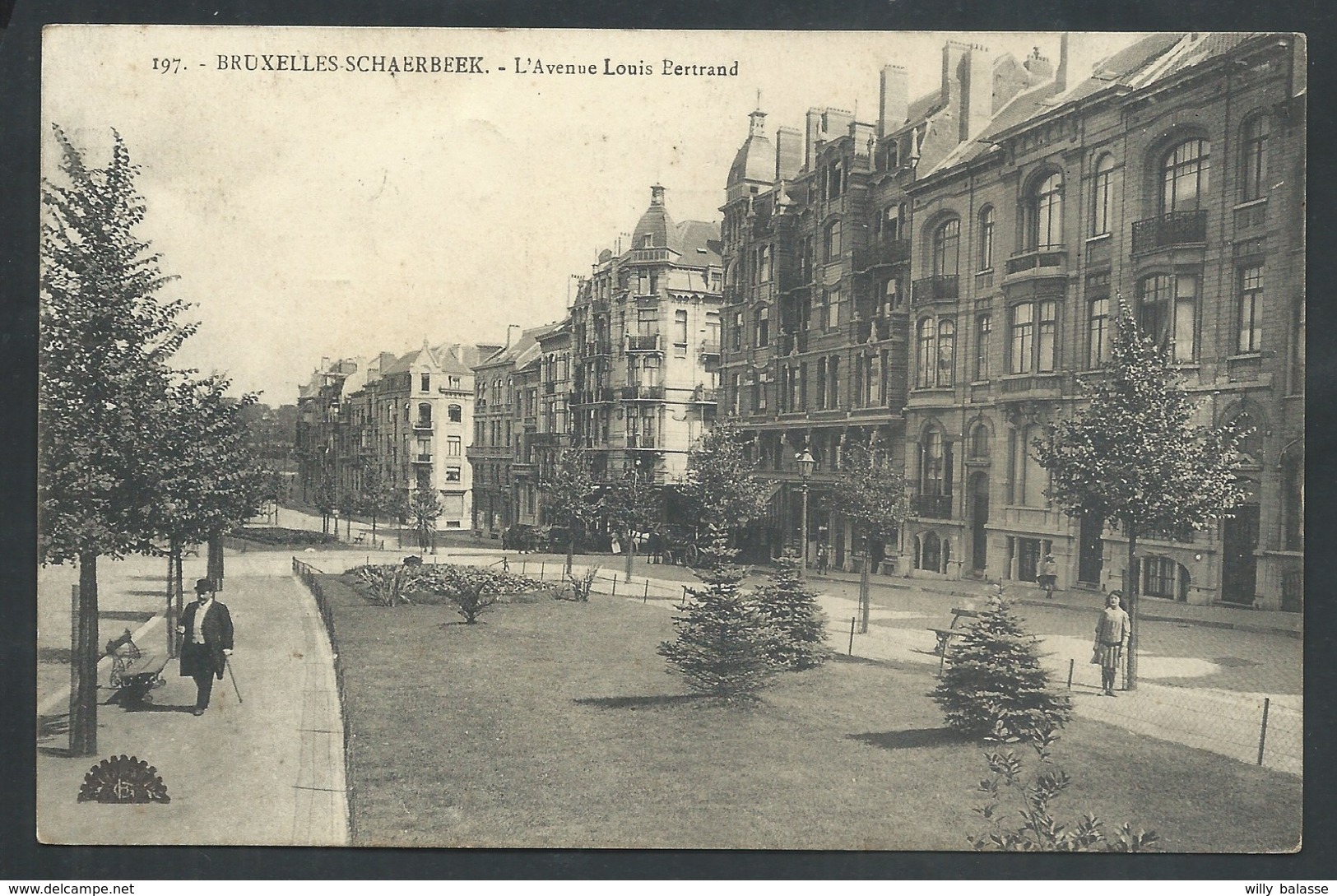 +++ CPA - Bruxelles - SCHAARBEEK - SCHAERBEEK - Avenue Louis Bertrand   // - Schaerbeek - Schaarbeek