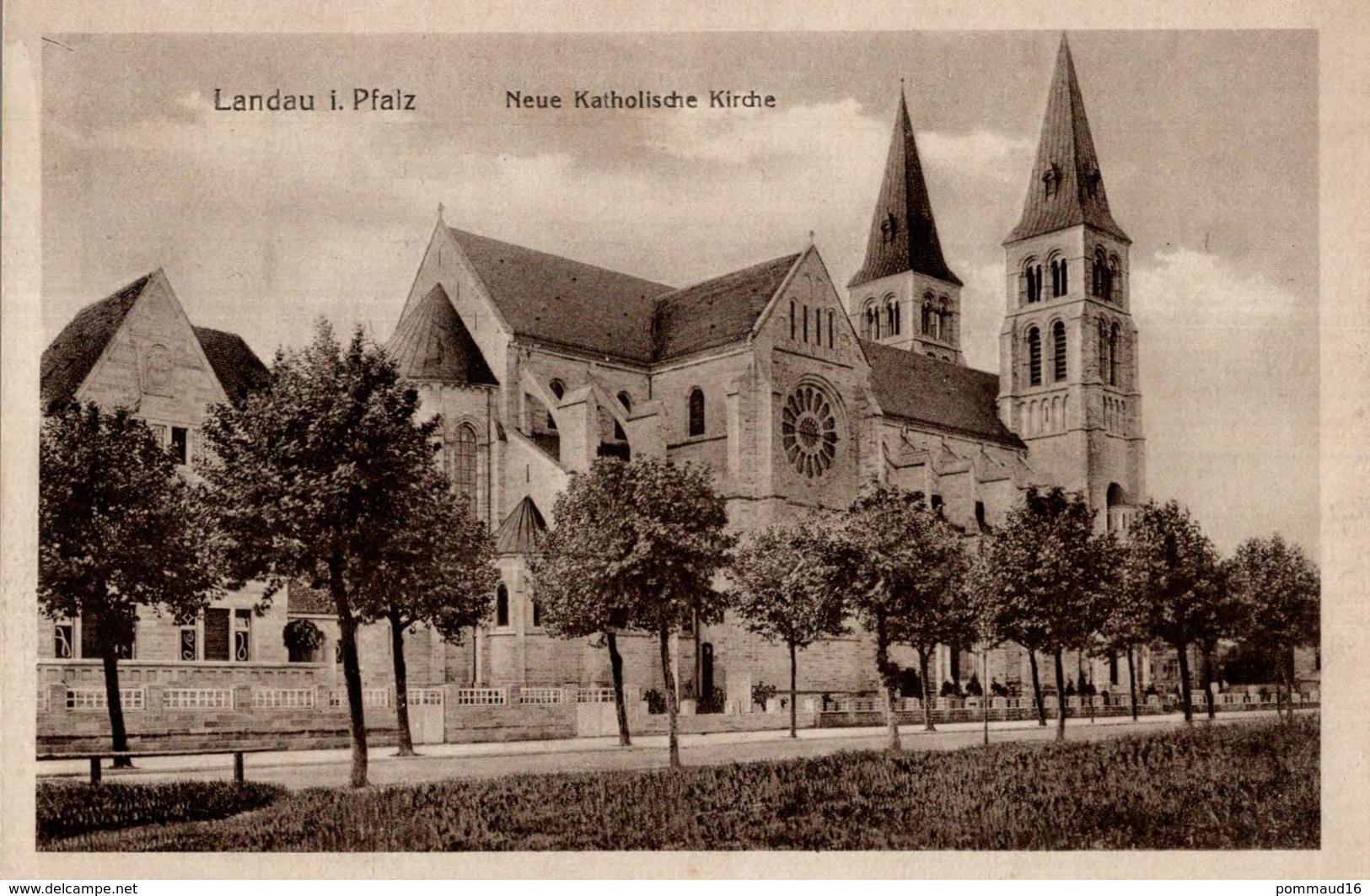 CPA Landau I. Pfalz Neue Katholische Kirche - Eglises Et Cathédrales