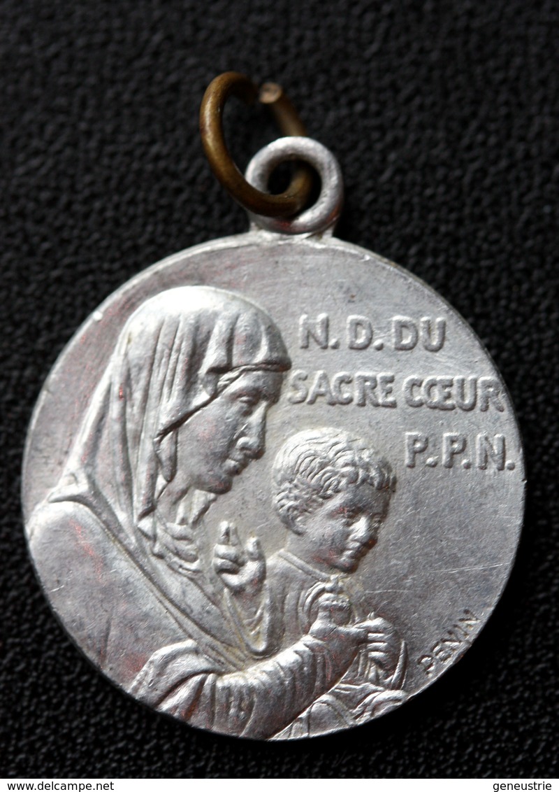 Pendentif Médaille Religieuse "Notre-Dame Du Sacrè-Coeur / Sanctuaire De Mas-Rillier" Miribel - Ain - Religious Medal - Religion & Esotérisme