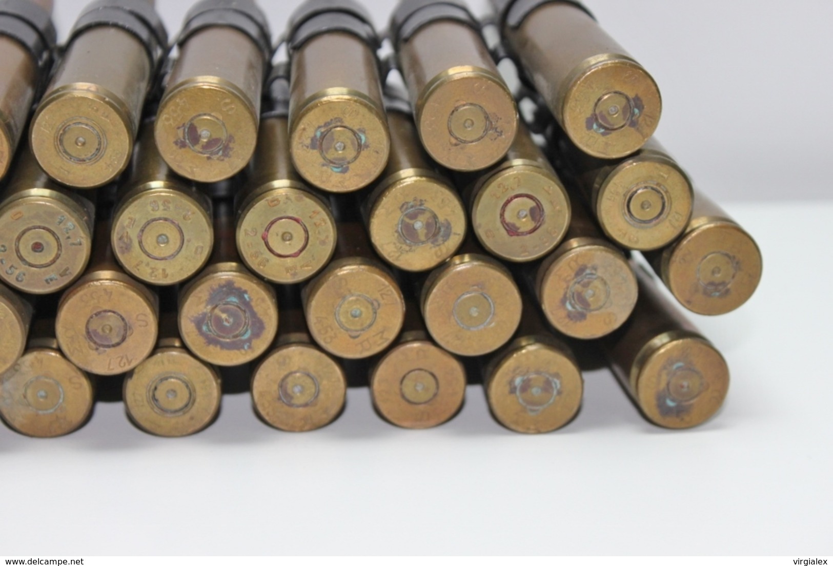 Militaria - Bande 40 Munitions 12,7mm Vidées Et Percutées - Ideal Reconstitution Historique US WW2 - Armes Neutralisées