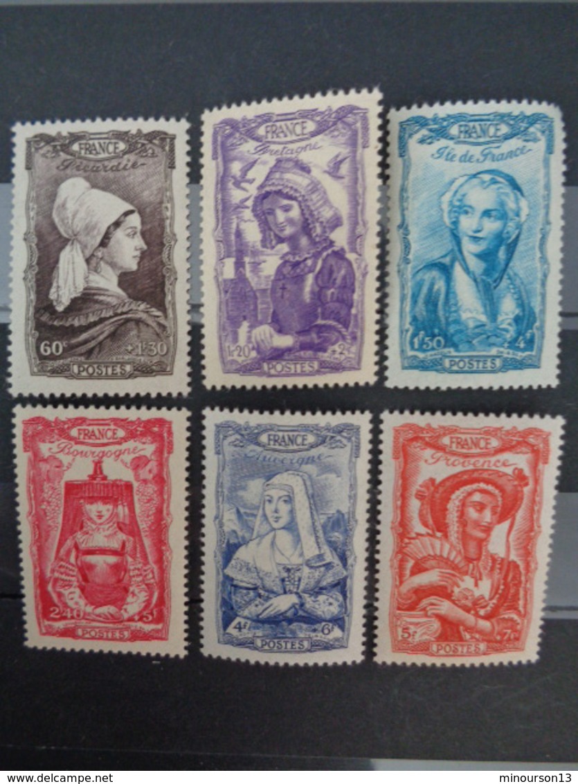 1943 CERES N° 593 à 598 ** - COSTUMES REGIONAUX - Unused Stamps