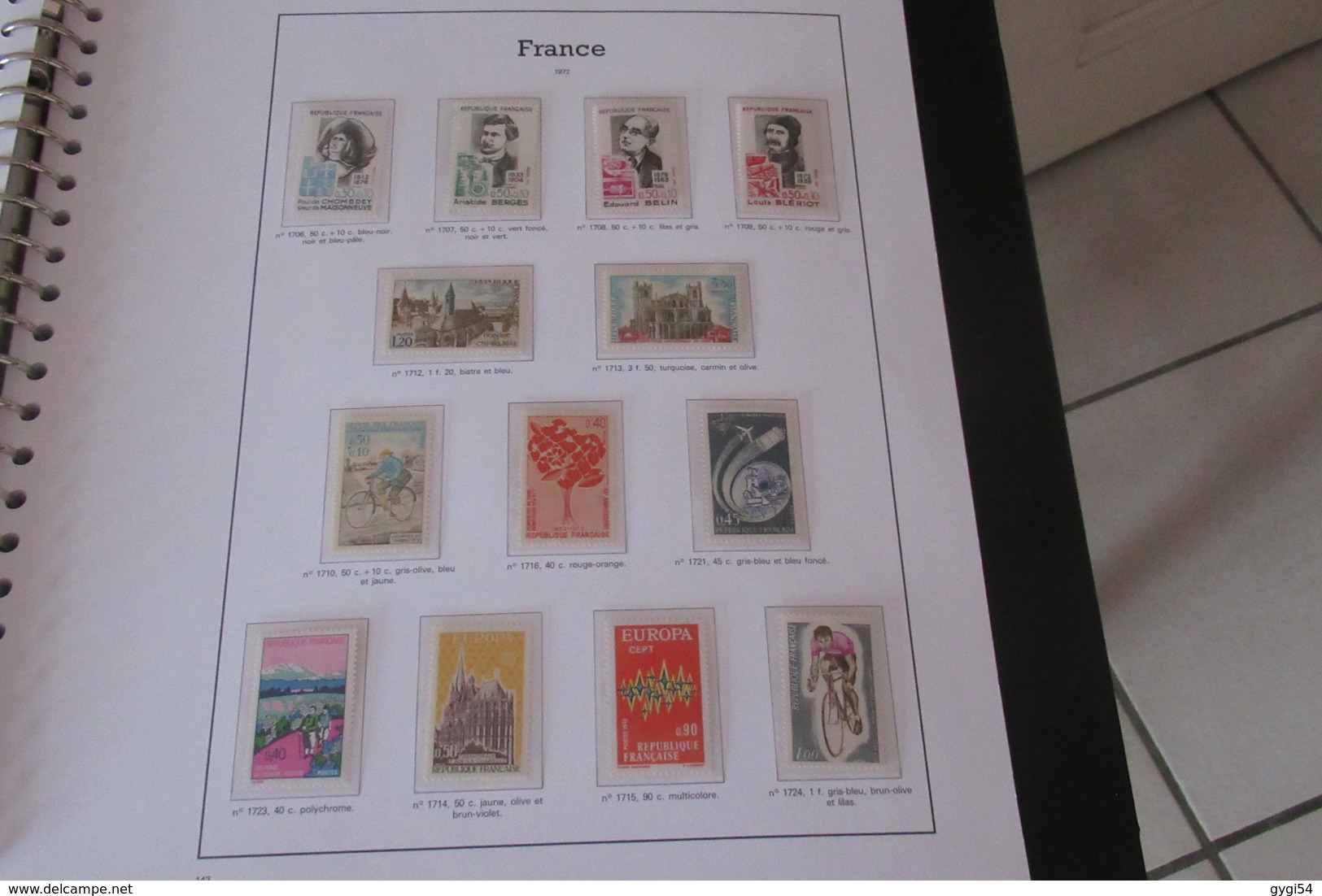 Album  yt  luxe 1970 à 1978 timbres poste complet  n**  MNH