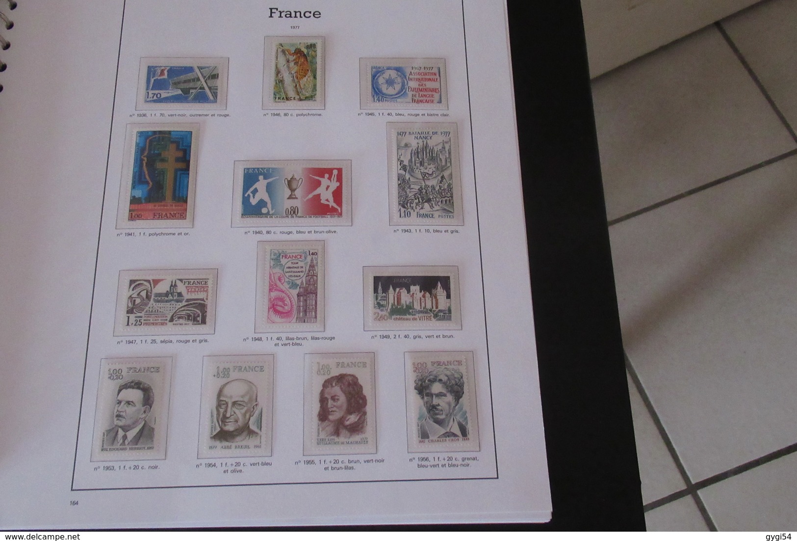 Album  yt  luxe 1970 à 1978 timbres poste complet  n**  MNH