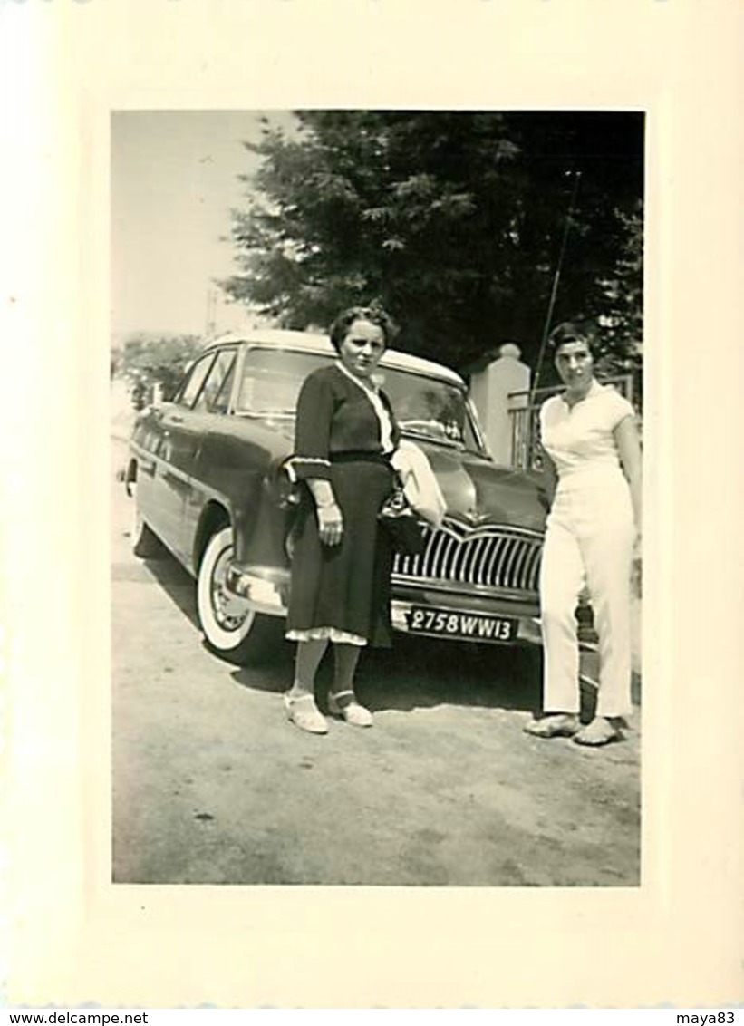 SIMCA ARIANE ET FEMMES   FORMAT 6 X 9 CM - Automobiles