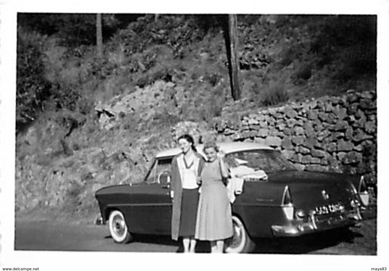 SIMCA ARIANE ET FAMILLE   FORMAT 6 X 6 CM - Automobiles