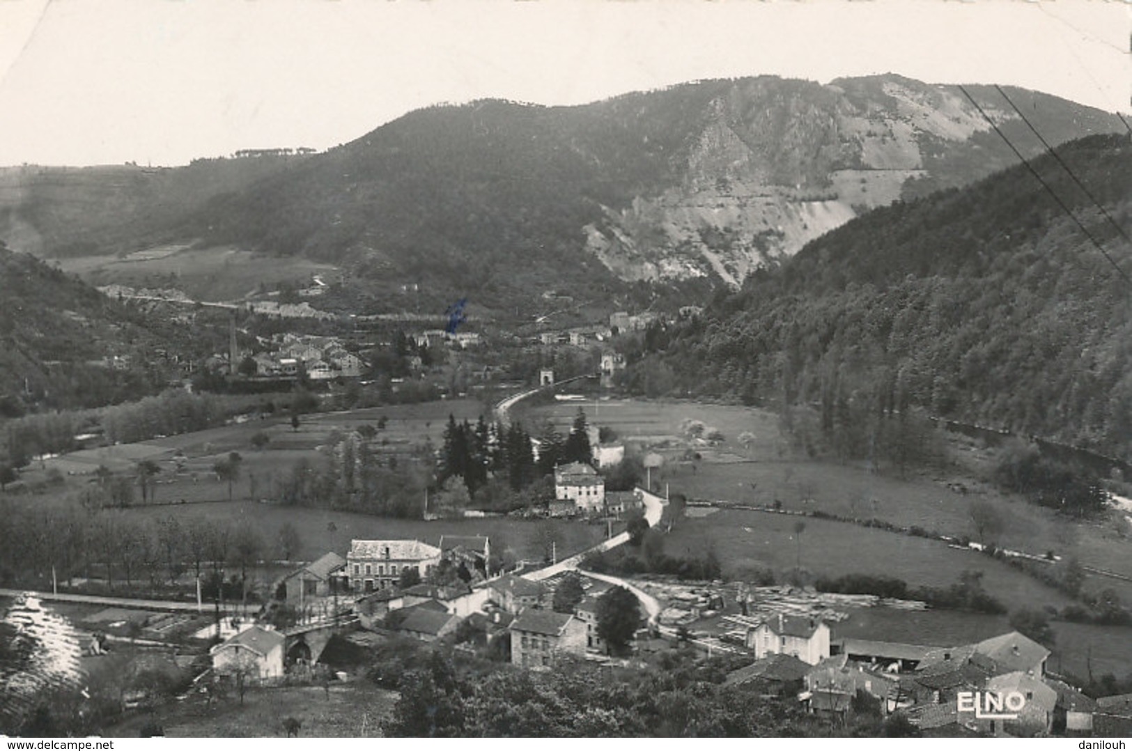 43 // CONFOLENS   Vue Panoramique Et Les Carrières De Pont De Lignon  Cpsm Petit Format 14209  * - Autres & Non Classés