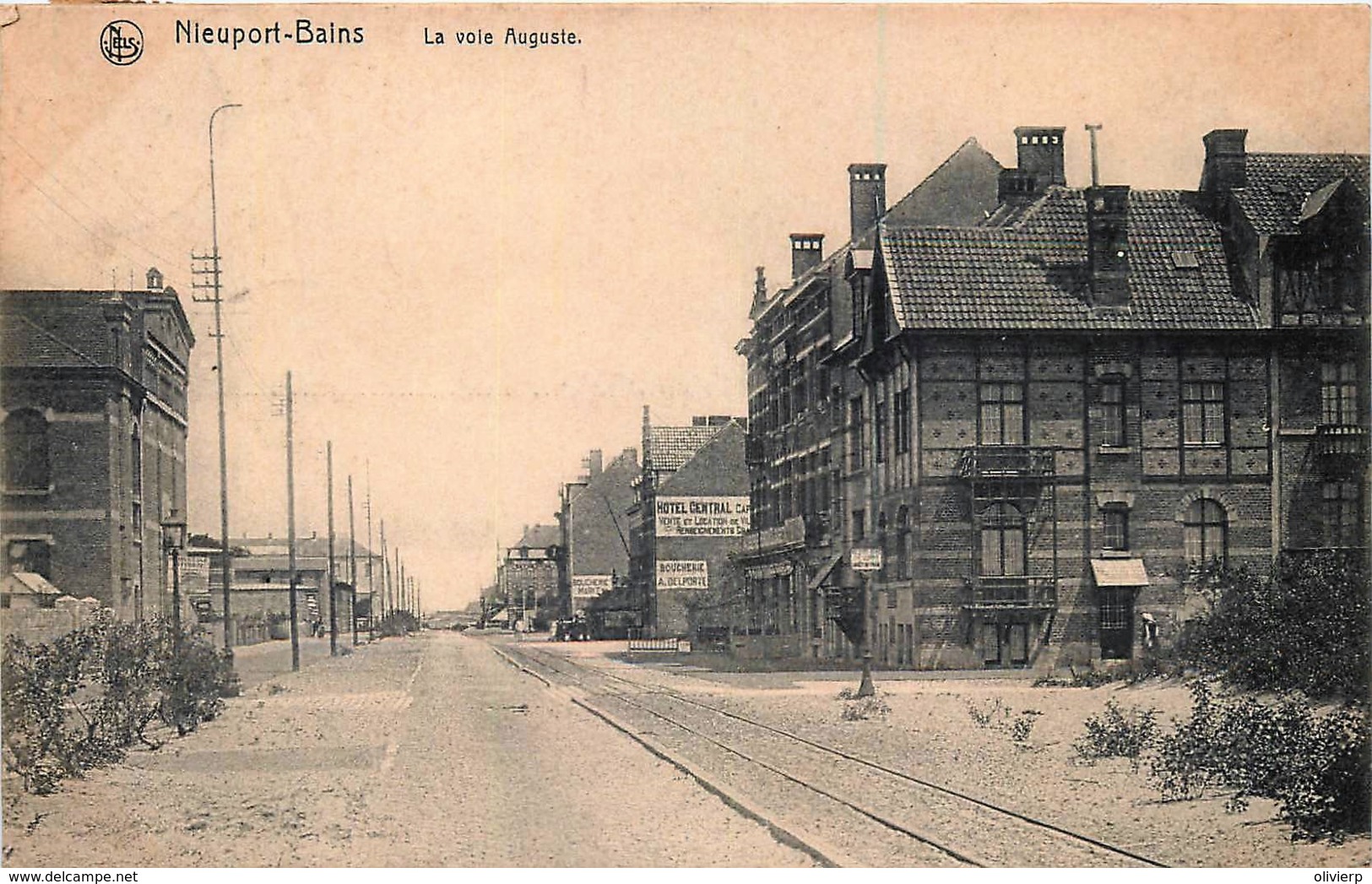 Belgique - Nieuport-Bains - La Voie Auguste - Arrêt Du Tram - Nieuwpoort