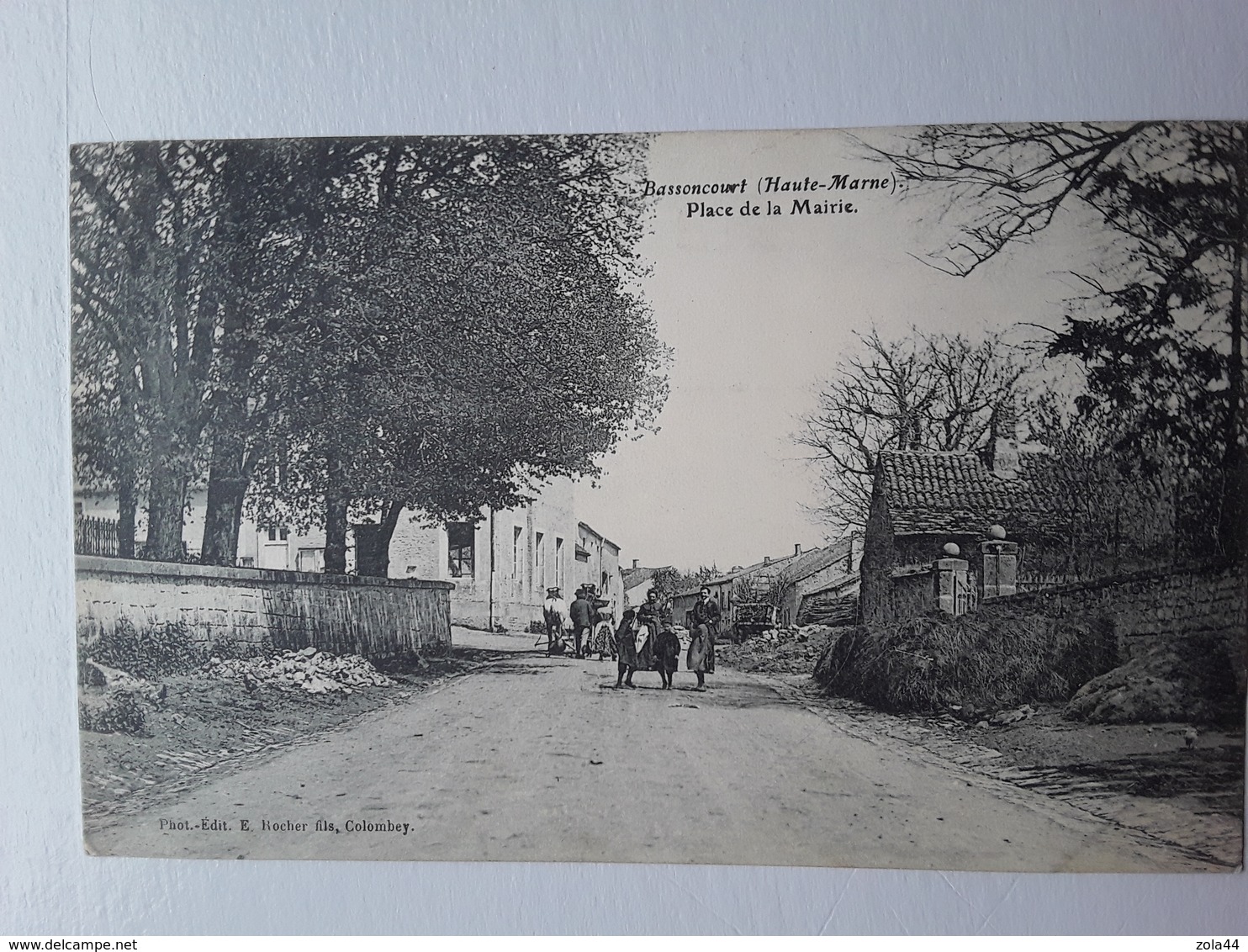 Bassoncourt  Place De La Mairie - Autres & Non Classés