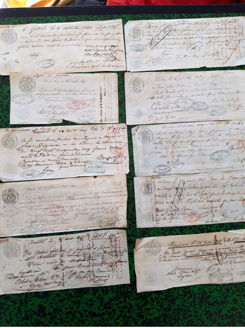 Lot de 170  lettres de changes 1847 48 49 avec tempons fiscaux royaux 6 variétés et lettres de banques...