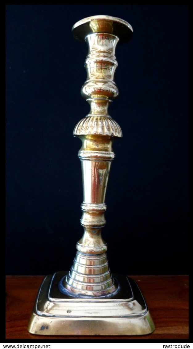 Early - Mid XIX C. English Brass Beehive Candlesticks - Kerzenhalter - Bougeoirs - Brons