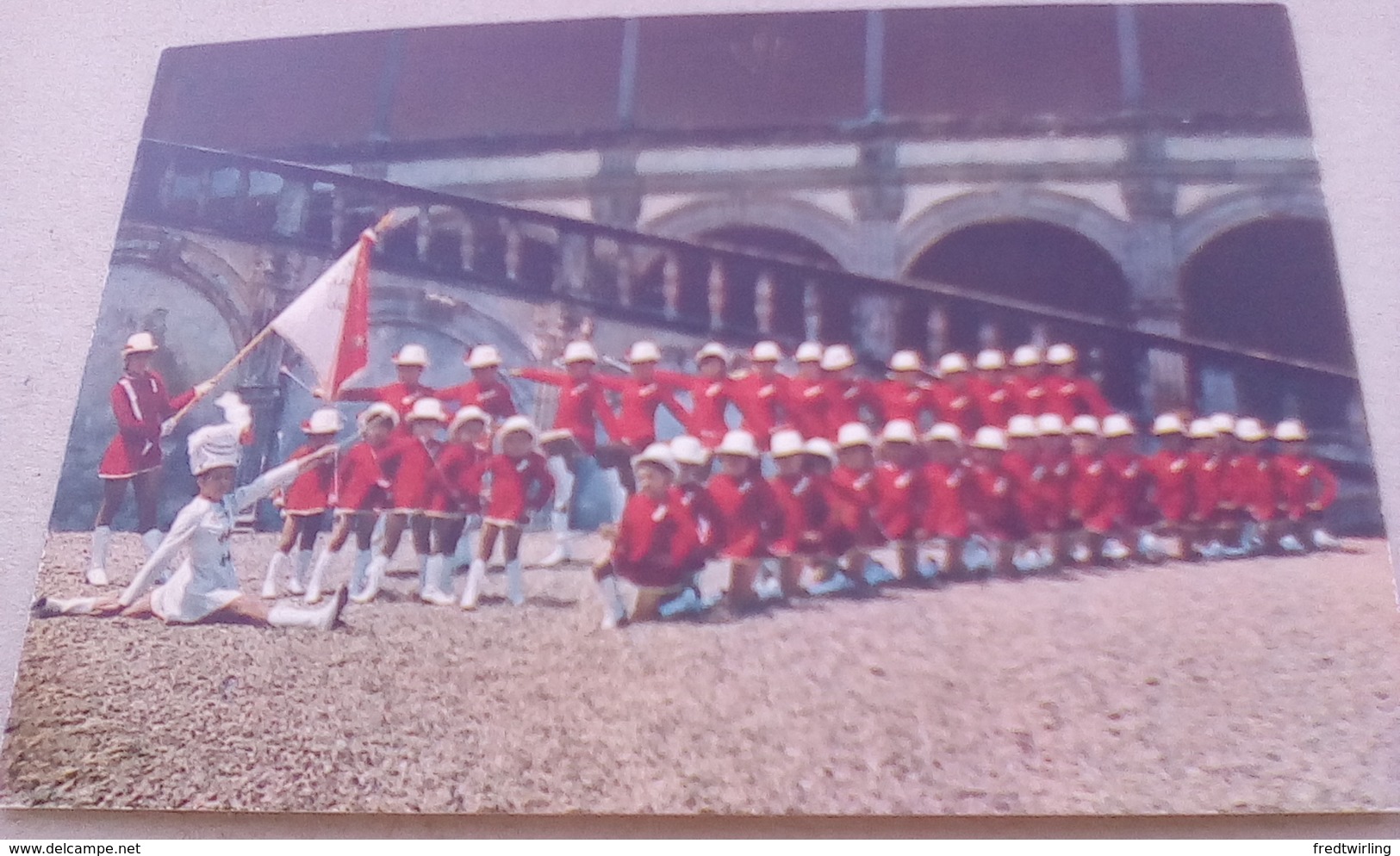 CARTE POSTALE MAJORETTES LES DAUPHINES FEURS 42 LOIRE - Musique