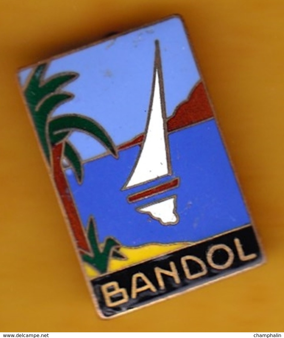 Broche En Laiton émaillé - Bandol (83) - Pas Un Pin's - Insigne - Ecusson - Armoiries - Blasons - Héraldique - Obj. 'Souvenir De'