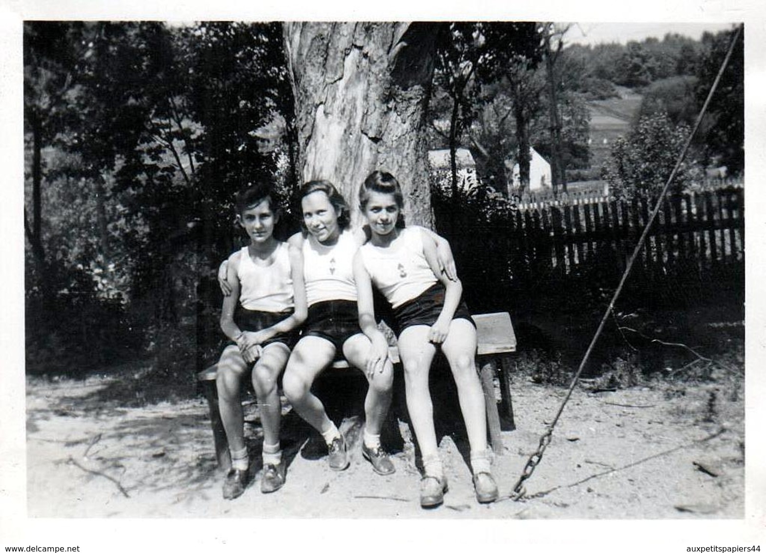 3 Photos Originales Guerre 1939-45 Jeunes Filles Du III Reich & Bund Deutscher Mädel (BDM) Nazisme & Endoctrinement - Guerre, Militaire