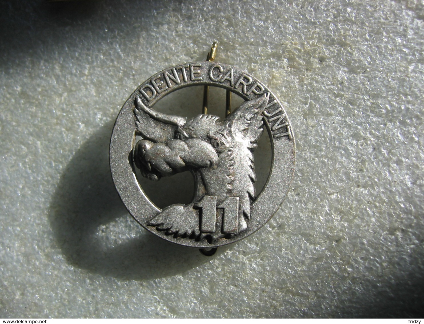 Broche Militaire,  2° Cuirs/ 11°Esc. "Dante Carpunt". 2° Régiment De Cuirassiers/11° Escadron. AB. - Army