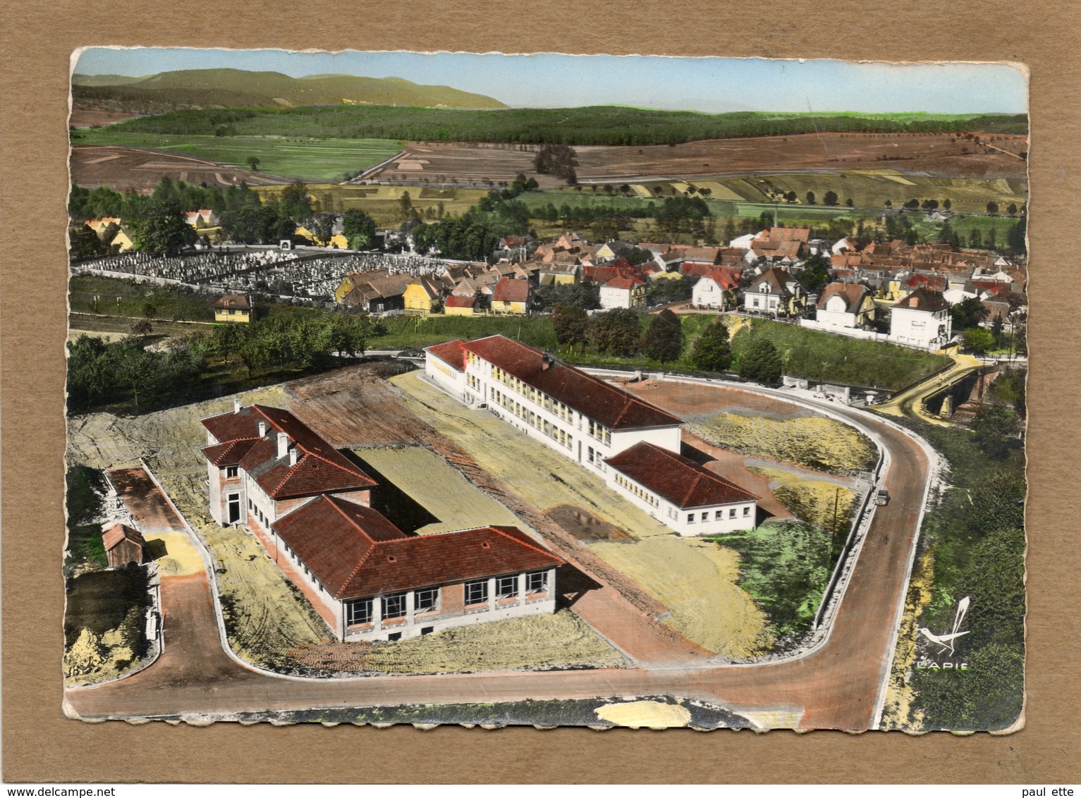 CPSM - INGWILLER (67) - Vue Aérienne Du Quartier Des Ecoles Dans Les Années 60 - Carte Colorisée - Autres & Non Classés