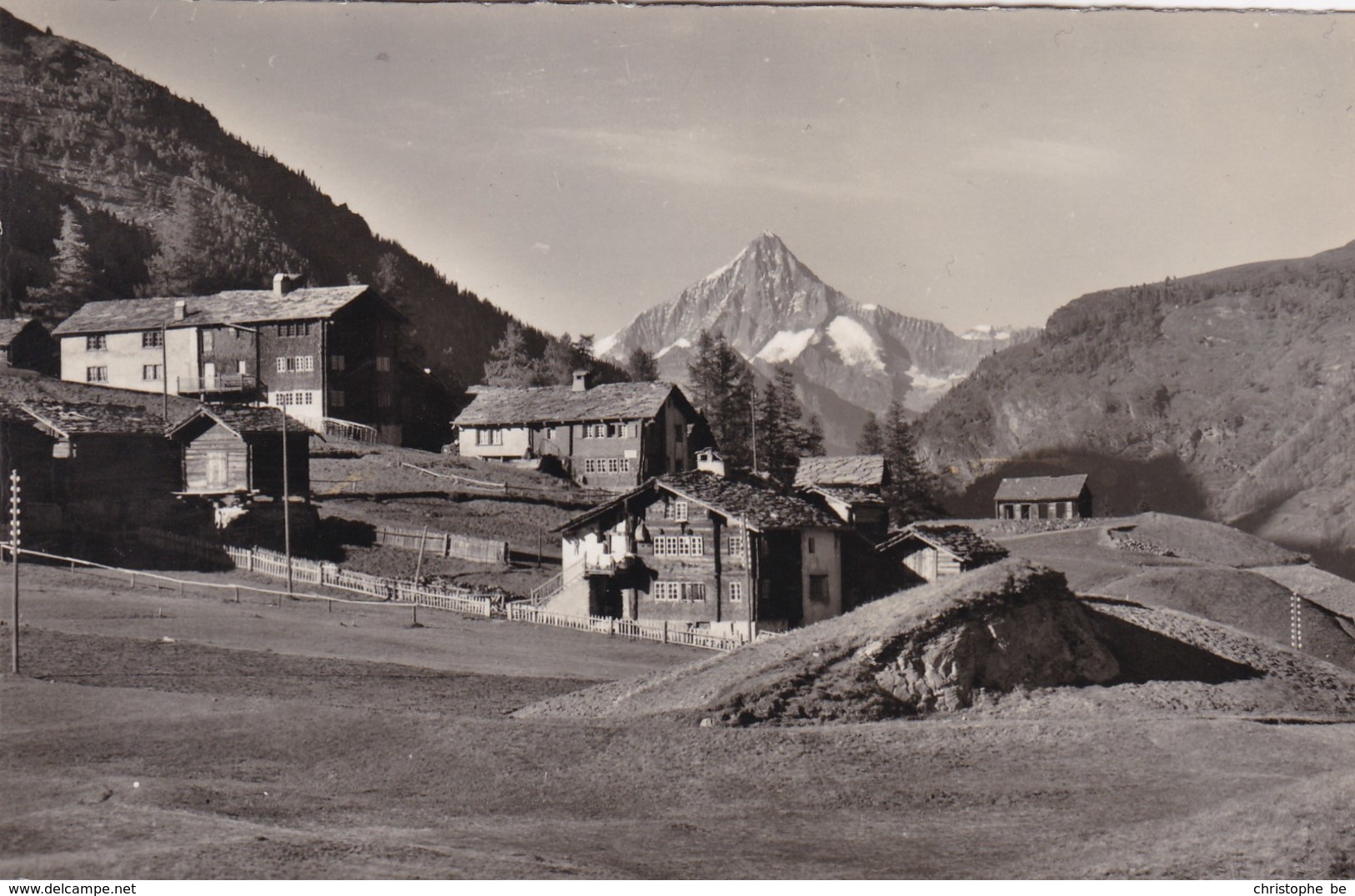 Saas Fee, Häusergruppe, In Der Wildi Mit Bietschhorn (pk56877) - Saas-Fee