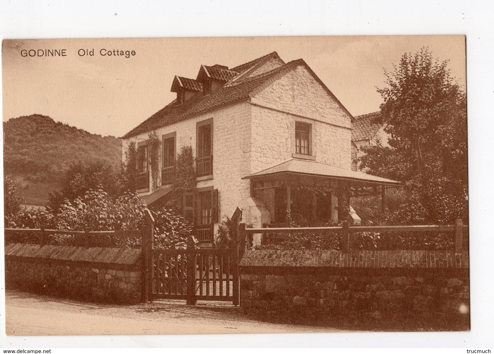 3 - GODINNE - Old Cottage - Yvoir