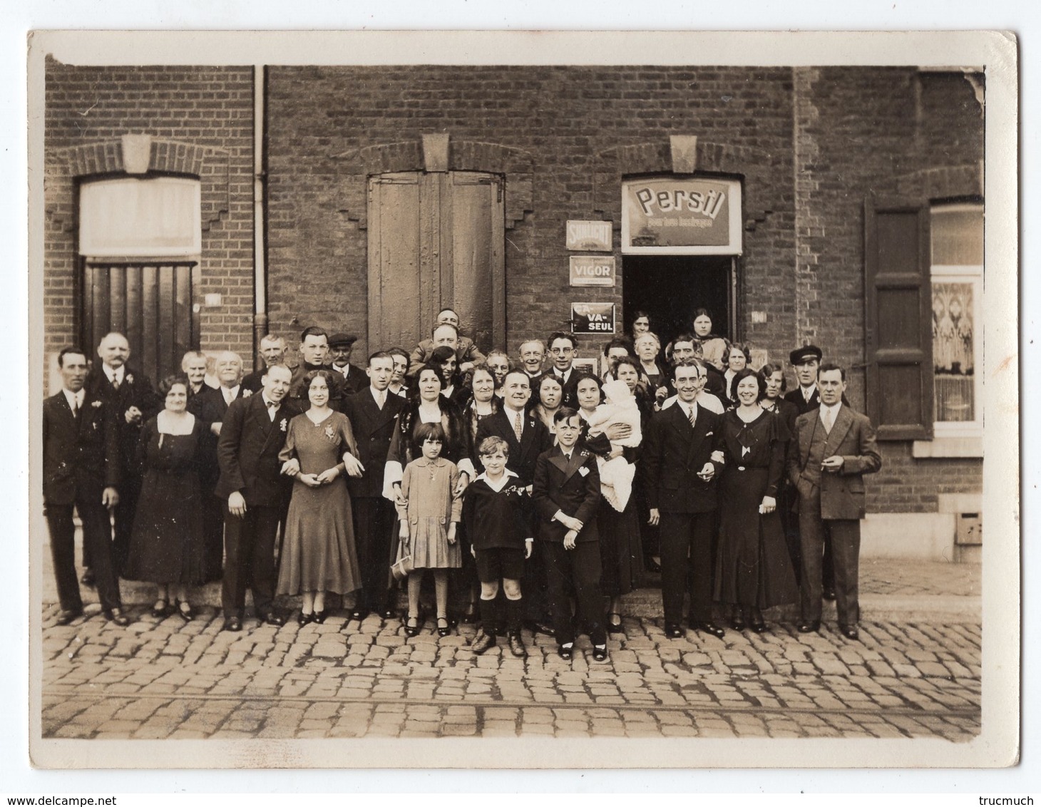 SAINT-NICOLAS - TILLEUR - Photo 12 X 9 Cm - Familles BELLEFROID-COULINNE-DEHASQUE - épicerie LEONARD, Rue Harlez, 96 - Saint-Nicolas