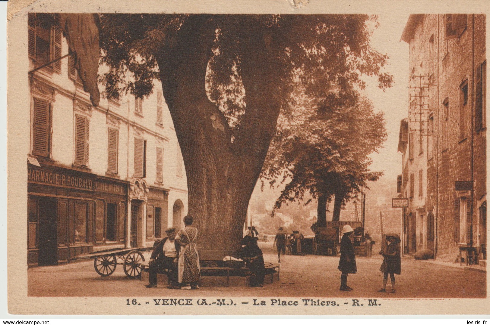 C.P.A. - VENCE - LA PLACE THIERS - R. M.  - ANIMÉE - 16 - Vence