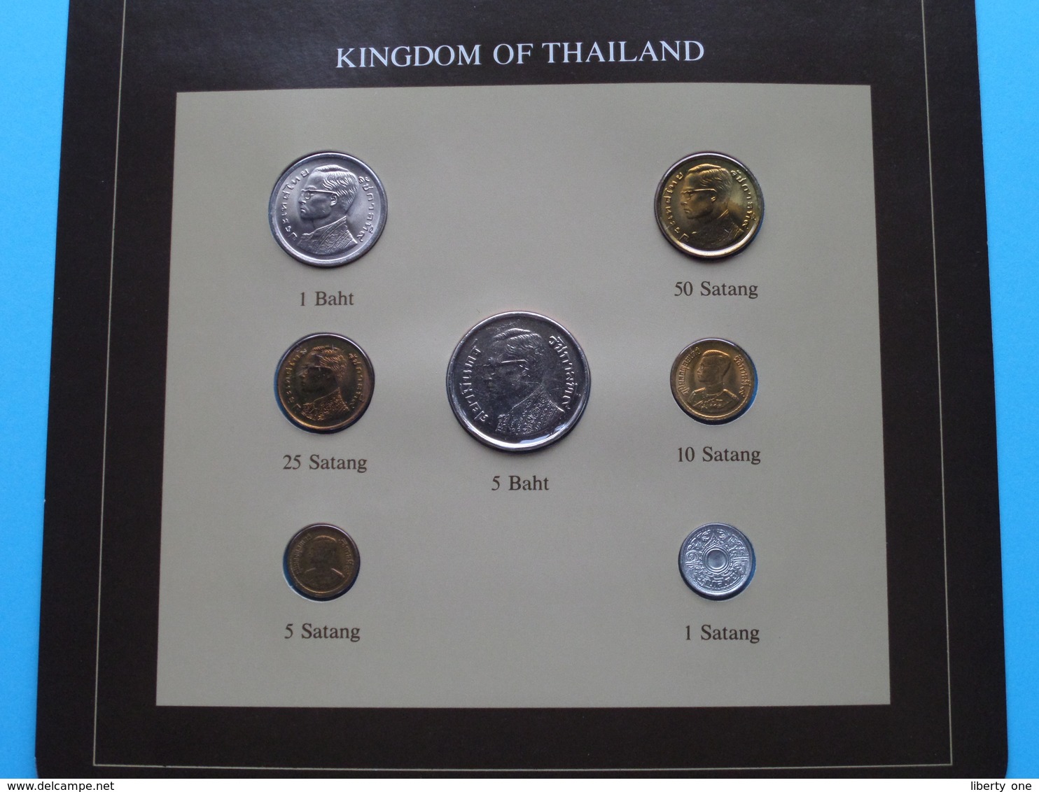 KINGDOM OF THAILAND ( From The Serie Coin Sets Of All Nations ) Card 20,5 X 29,5 Cm. ) + Stamp '86 ! - Thaïlande